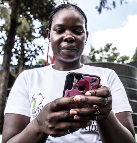 Women use technology to increase access to justice and support for GBV survivors. The SMS platform operates 24 hours a day, text messages are received by trained volunteers, including paralegals and health workers