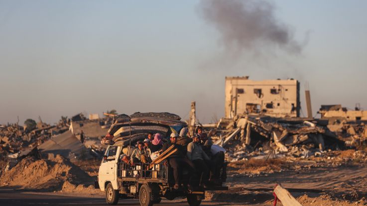 Displaced Palestinians leaving Rafah in the southern Gaza Strip following an evacuation order by the Israeli army.